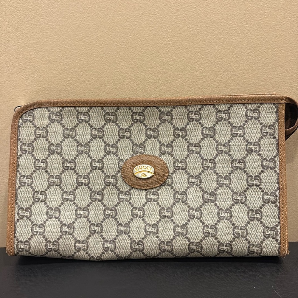 Gucci Supreme Plus Vintage Toiletry Pouch